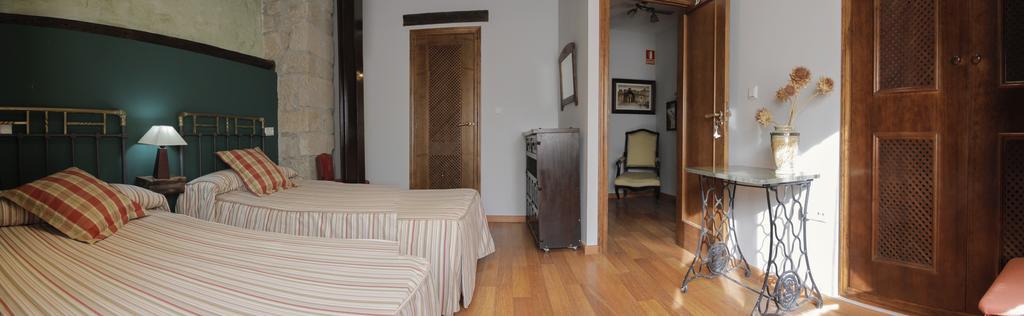 Vivienda Turistica Yamaries Hotel Úbeda Exterior foto
